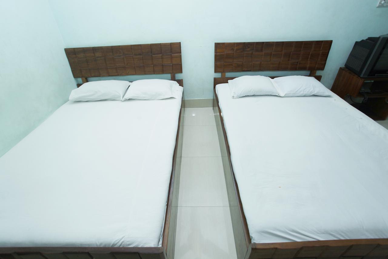 Hotel Star Park Dakhin Kattali Room photo